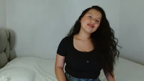 Isis  online show from March 5, 2025, 6:34 pm