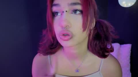 Isisjones18 online show from September 11, 2025, 3:50 am