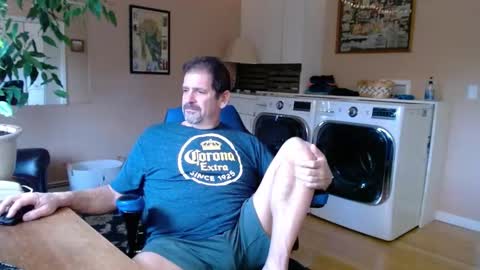 Jim online show from January 4, 2025, 1:21 pm