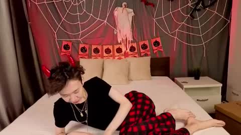 Snapshot of islendtakumi chatting on November 1, 2025, 4:14 am Takumi online show from November 1, 2025, 4:14 am