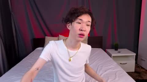 Snapshot of islendtakumi chatting on November 6, 2025, 4:46 am Takumi online show from November 6, 2025, 4:46 am