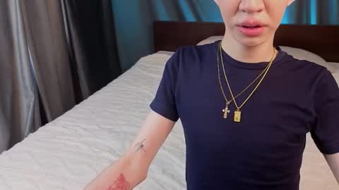 Snapshot of islendtakumi chatting on November 15, 2025, 3:48 am Takumi online show from November 15, 2025, 3:48 am