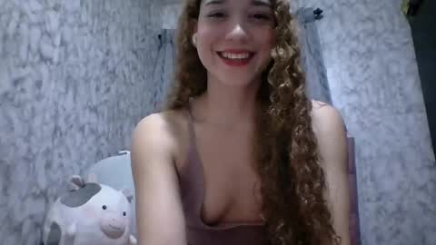 Snapshot of issa30213 chatting on January 15, 2025, 3:43 am Issa online show from January 15, 2025, 3:43 am