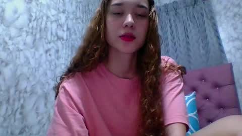 Snapshot of issa30213 chatting on January 29, 2025, 1:58 am Issa online show from January 29, 2025, 1:58 am