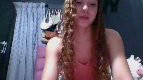 Snapshot of issa30213 chatting on March 11, 2025, 2:54 am Issa online show from March 11, 2025, 2:54 am