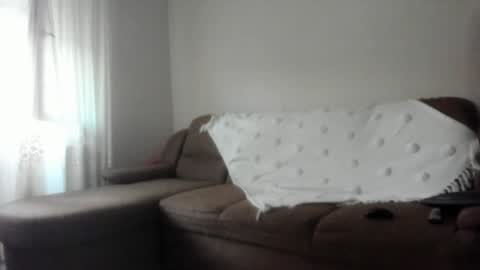 Issabelle online show from February 6, 2025, 5:57 am