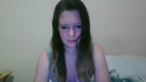 Snapshot of issamayy333 chatting on October 17, 2025, 3:20 am issamayy333 online show from October 17, 2025, 3:20 am