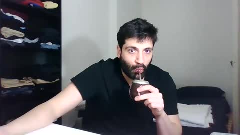 Snapshot of italianboybcn chatting on January 28, 2025, 9:19 am italianboybcn online show from January 28, 2025, 9:19 am