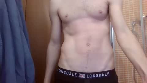 Snapshot of italianmisterx chatting on December 16, 2025, 12:54 pm italianmisterx online show from December 16, 2025, 12:54 pm