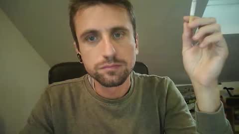 italiano116116 online show from November 14, 2025, 2:27 pm