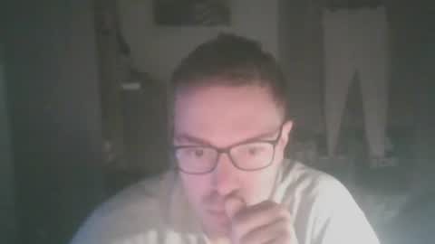 Snapshot of italianslavexoxo chatting on November 8, 2025, 5:07 am S online show from November 8, 2025, 5:07 am