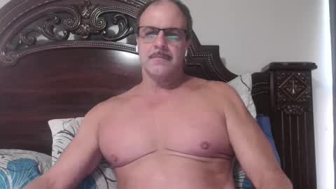 Snapshot of italianstud43 chatting on October 9, 2025, 12:47 pm Hot Italian online show from October 9, 2025, 12:47 pm