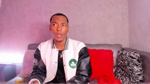 itanxfor online show from November 5, 2025, 12:38 pm