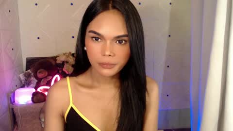 Snapshot of itgirl_cathy chatting on February 15, 2025, 11:14 pm CathCathy online show from February 15, 2025, 11:14 pm