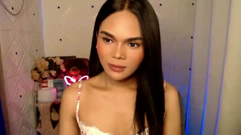 Snapshot of itgirl_cathy chatting on February 20, 2025, 12:30 am CathCathy online show from February 20, 2025, 12:30 am