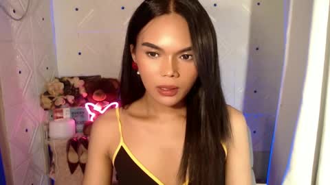 Snapshot of itgirl_cathy chatting on February 21, 2025, 9:56 am CathCathy online show from February 21, 2025, 9:56 am