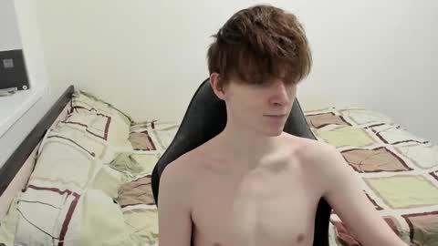 Snapshot of ithan_red chatting on December 15, 2024, 6:04 pm Ethan online show from December 15, 2024, 6:04 pm