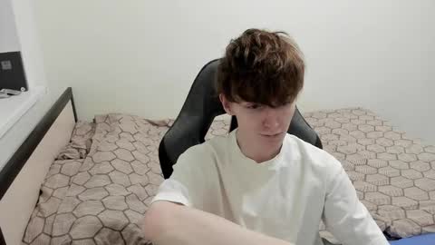 Snapshot of ithan_red chatting on December 22, 2024, 4:27 pm Ethan online show from December 22, 2024, 4:27 pm