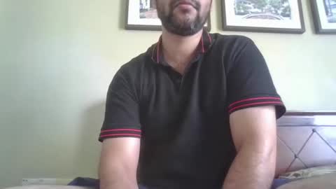 its_me_2323 online show from November 30, 2025, 7:12 am