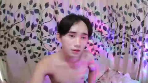 Snapshot of its_saya chatting on October 1, 2025, 5:02 am its_saya online show from October 1, 2025, 5:02 am