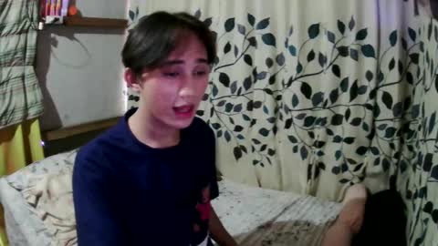 Snapshot of its_saya chatting on October 21, 2025, 4:13 am its_saya online show from October 21, 2025, 4:13 am