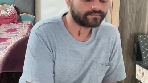 Snapshot of itsmylife021 chatting on November 17, 2025, 4:57 pm Raje online show from November 17, 2025, 4:57 pm