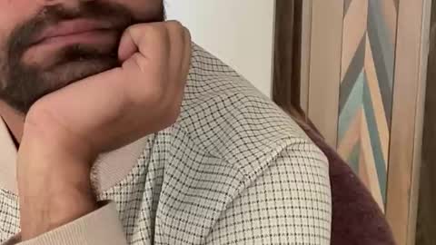 Snapshot of itsmylife021 chatting on November 18, 2025, 5:01 am Raje online show from November 18, 2025, 5:01 am