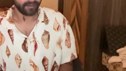 Snapshot of itsmylife021 chatting on November 20, 2025, 2:23 am Raje online show from November 20, 2025, 2:23 am