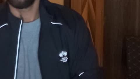 Snapshot of itsmylife021 chatting on November 24, 2025, 3:56 pm Raje online show from November 24, 2025, 3:56 pm