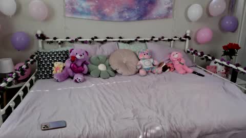 Nikki Sweet online show from February 12, 2025, 7:13 pm