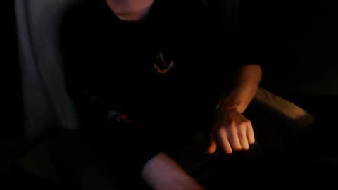 itsnotliam834 online show from January 2, 2025, 10:33 pm