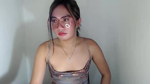 Snapshot of itsurgil_kloeh chatting on November 25, 2025, 4:51 pm itsurgil_kloeh online show from November 25, 2025, 4:51 pm