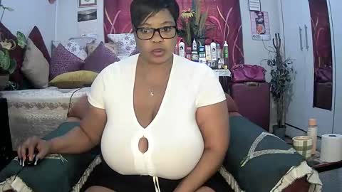 itumeleng74 online show from March 3, 2025, 9:00 am