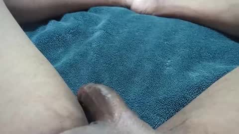 Snapshot of itznotmeitzu88 chatting on November 2, 2025, 9:33 am Someone online show from November 2, 2025, 9:33 am