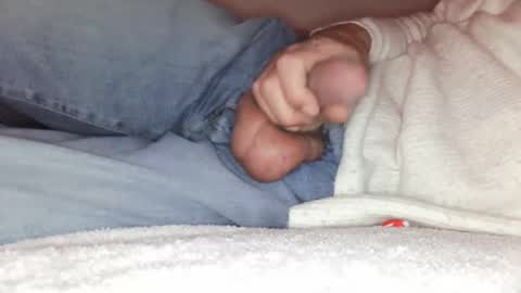 Snapshot of iuuuf2 chatting on January 1, 2025, 1:37 am Iuuuf2 or Samel online show from January 1, 2025, 1:37 am