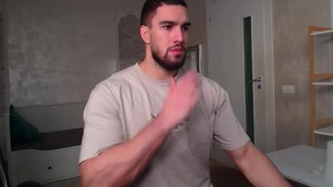 IvanHydee online show from October 30, 2025, 5:42 am