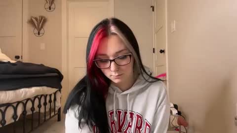 ivey jade online show from October 1, 2025, 5:57 am