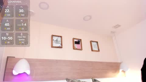 ivonnygrace online show from November 5, 2025, 8:09 pm