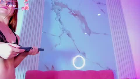 ivonymiller online show from October 5, 2025, 2:21 am