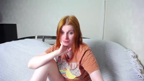 Snapshot of ivoryanne chatting on March 4, 2025, 8:27 pm Anne online show from March 4, 2025, 8:27 pm