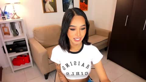 Snapshot of ivorycollins chatting on January 25, 2025, 2:15 am kirstenelsie online show from January 25, 2025, 2:15 am