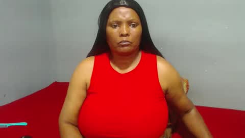 Snapshot of ivorytits48 chatting on February 16, 2025, 5:59 pm IVORYTITS48 online show from February 16, 2025, 5:59 pm