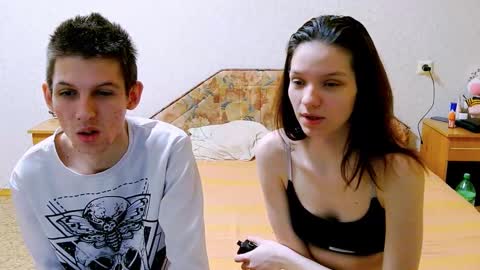 Snapshot of ivy__lester chatting on March 8, 2025, 11:49 pm Ivy and Lester online show from March 8, 2025, 11:49 pm