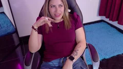 Diana Rojas  online show from September 21, 2025, 7:21 am