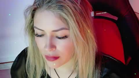 Diana Rojas  online show from November 20, 2025, 8:30 pm