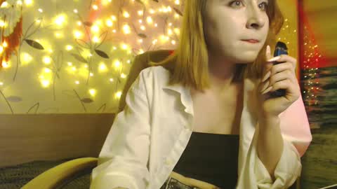 Snapshot of ivy_dean_ chatting on February 3, 2025, 1:09 am Ivy online show from February 3, 2025, 1:09 am