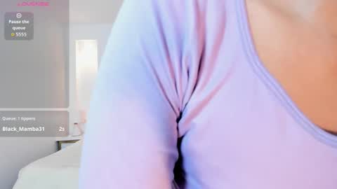 Snapshot of ivy_rein chatting on October 3, 2025, 8:17 pm NEW MODEL Ivy online show from October 3, 2025, 8:17 pm