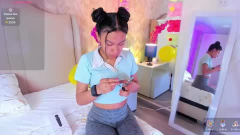 Ivy  online show from October 26, 2025, 3:29 pm