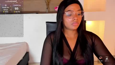 Snapshot of ivybliss8 chatting on January 15, 2025, 2:56 pm i v y  b l i s s online show from January 15, 2025, 2:56 pm