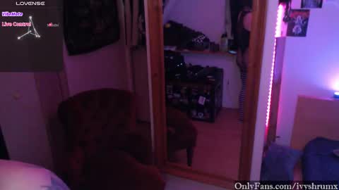 Ivy ShrumX online show from November 8, 2025, 2:56 am